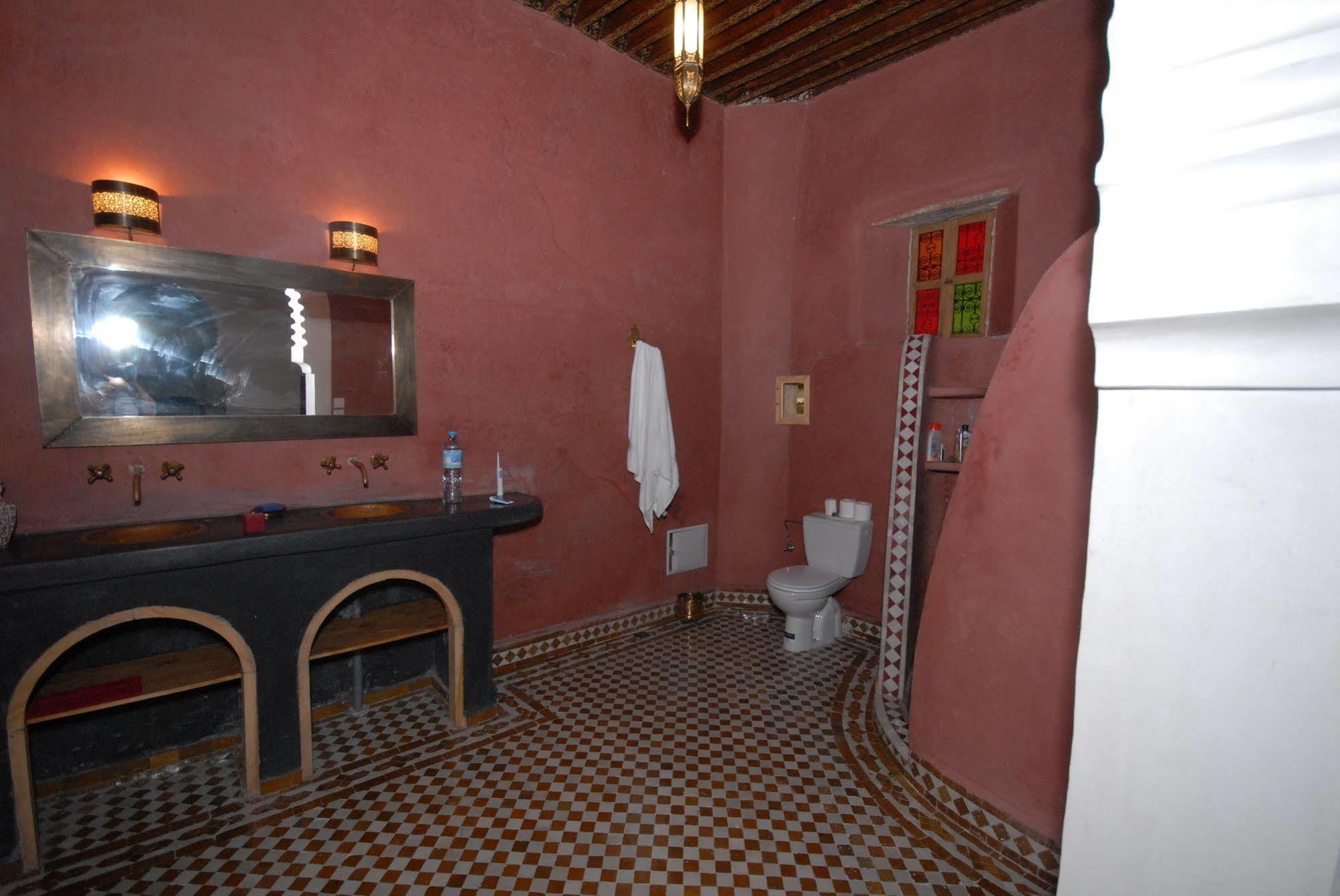 R'Mila Medina Fez Hotel Luaran gambar